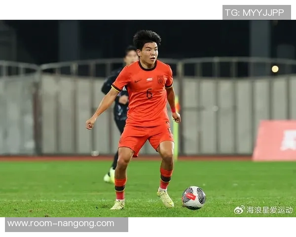 徐彬可选择踢狼队U21或巴恩斯利一线队的机会引发关注 徐彬可选择踢狼队U21或巴恩斯利一线队的机会引发关注